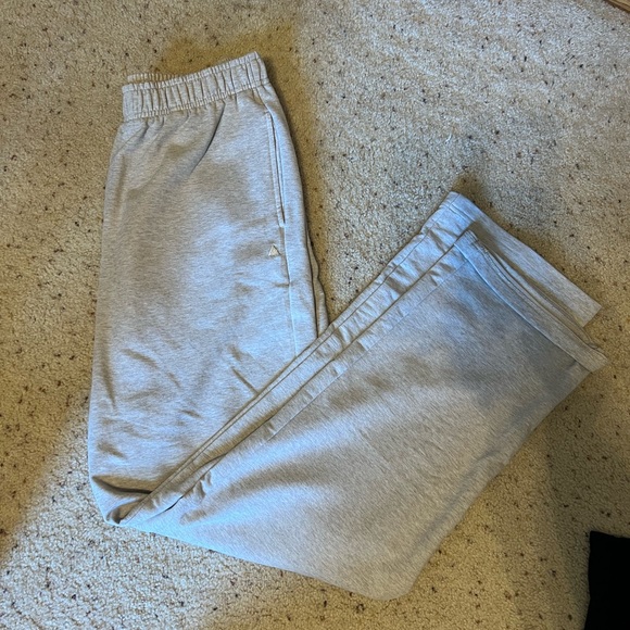 Balance Athletica Pants - Vitality Light Gray Sweatpants